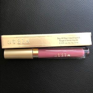 Stay all day liquid lipstick color patina :)